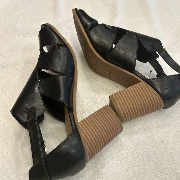 Elegant Black Heel sandals  Sleek Design size 9 - Picture 4 of 7